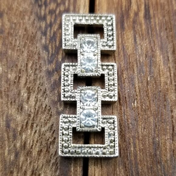 Vintage Jewelry - Can't outshine me sparkle trio necklace pendant P216